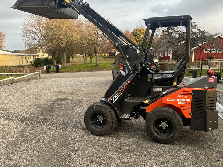 Kompaktlastare castloaders genesis