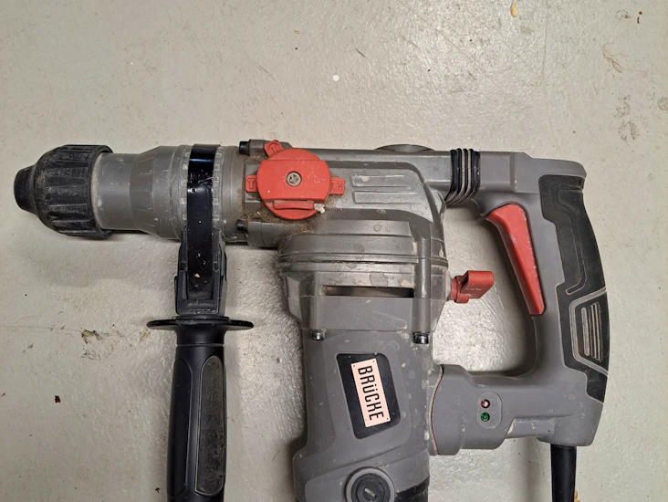 Poravasara sds, tarvikkeineen