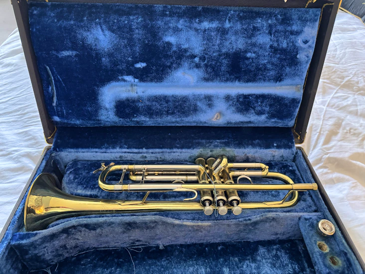 Model 37 bach stradivarius trumpet