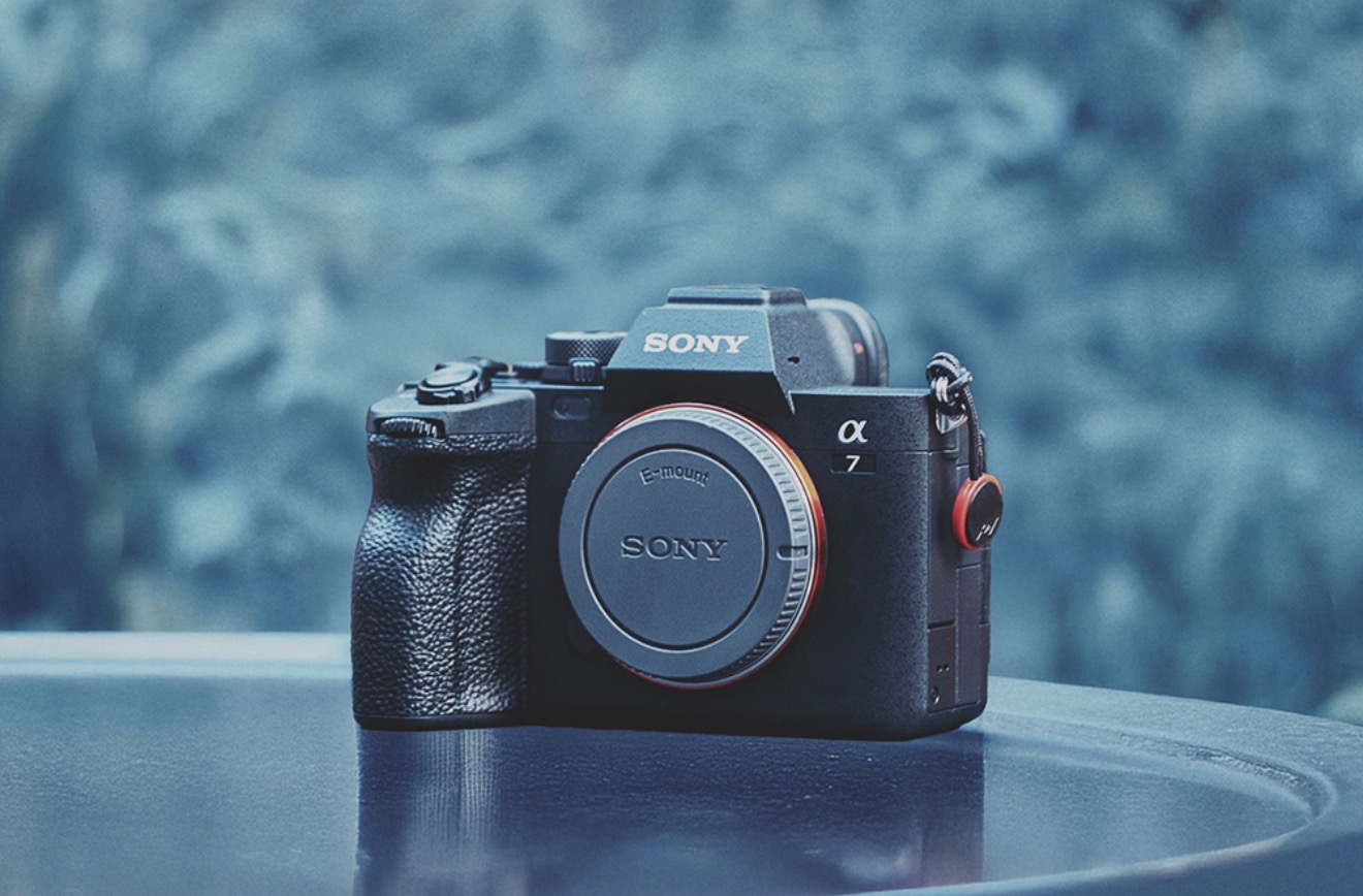 Sony a7 v mirrorless camera – 33mp | 4k video | fast autofocus 