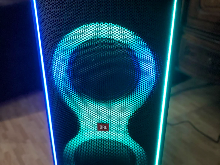Jbl partybox 710