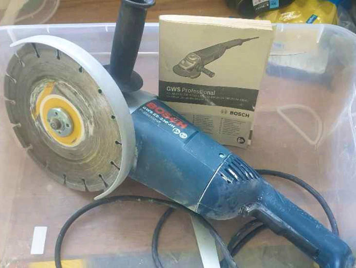 Stenkap/vinkelslip bosch gws 22-230