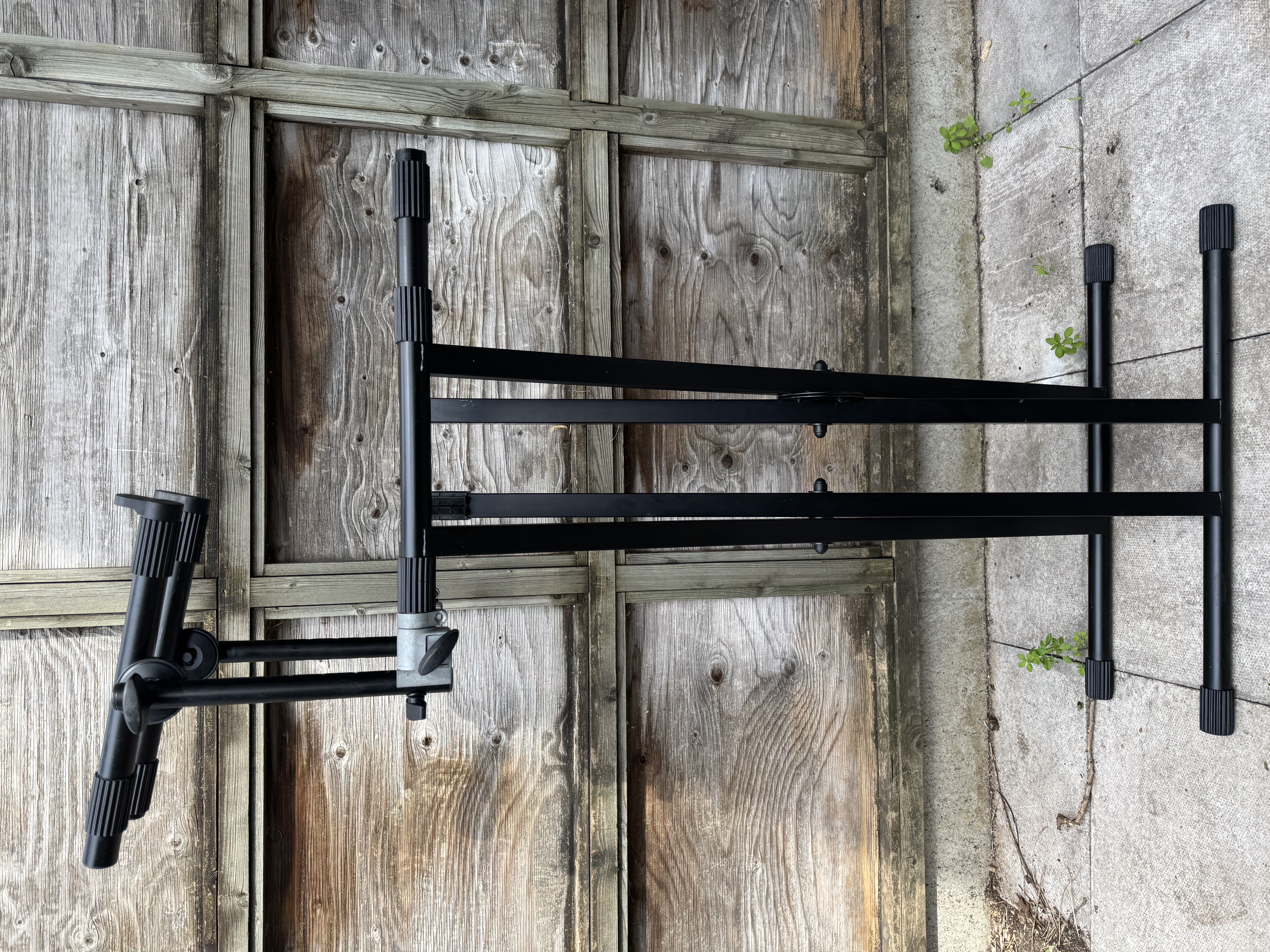 Quik lok double-braced double tier keyboard stand 