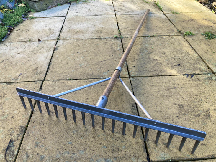 Landscaping rake