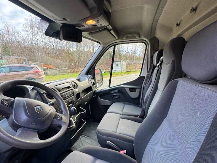 Renault master skåpbil