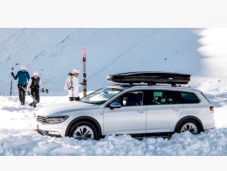 Takbox /takräcken för flushrails thule