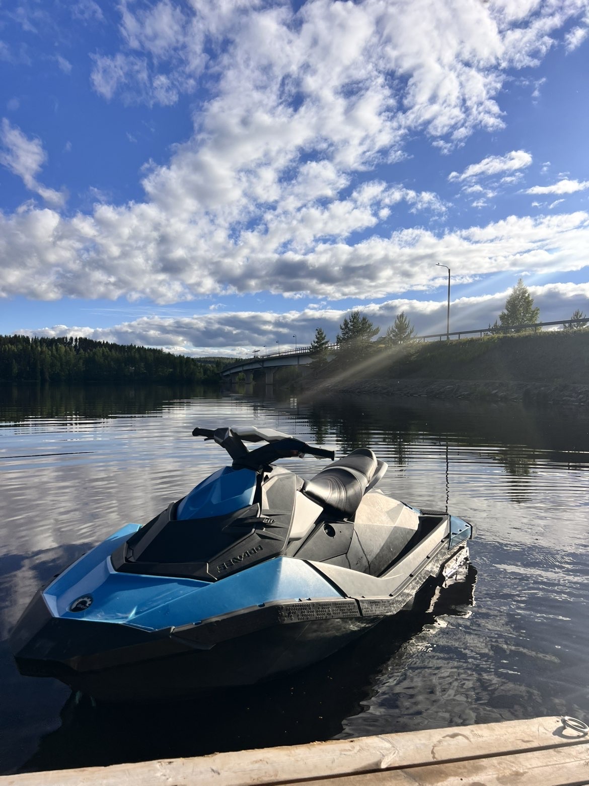 Sea-doo spark vesijetti + traileri vuokrattavana!