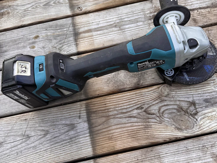 Makita batteridrevet (18v) vinkelsliber