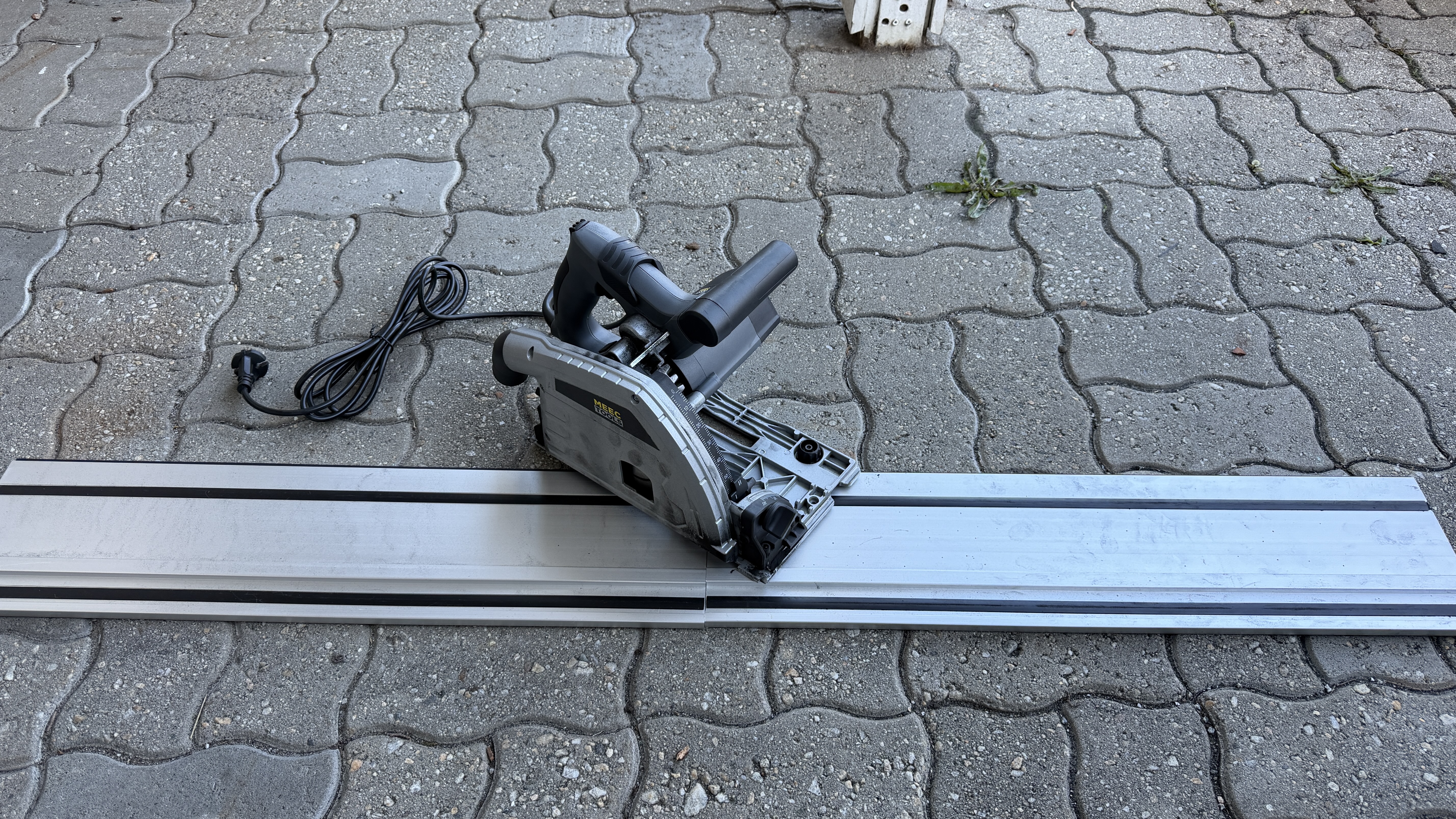 Dykksag med skinne