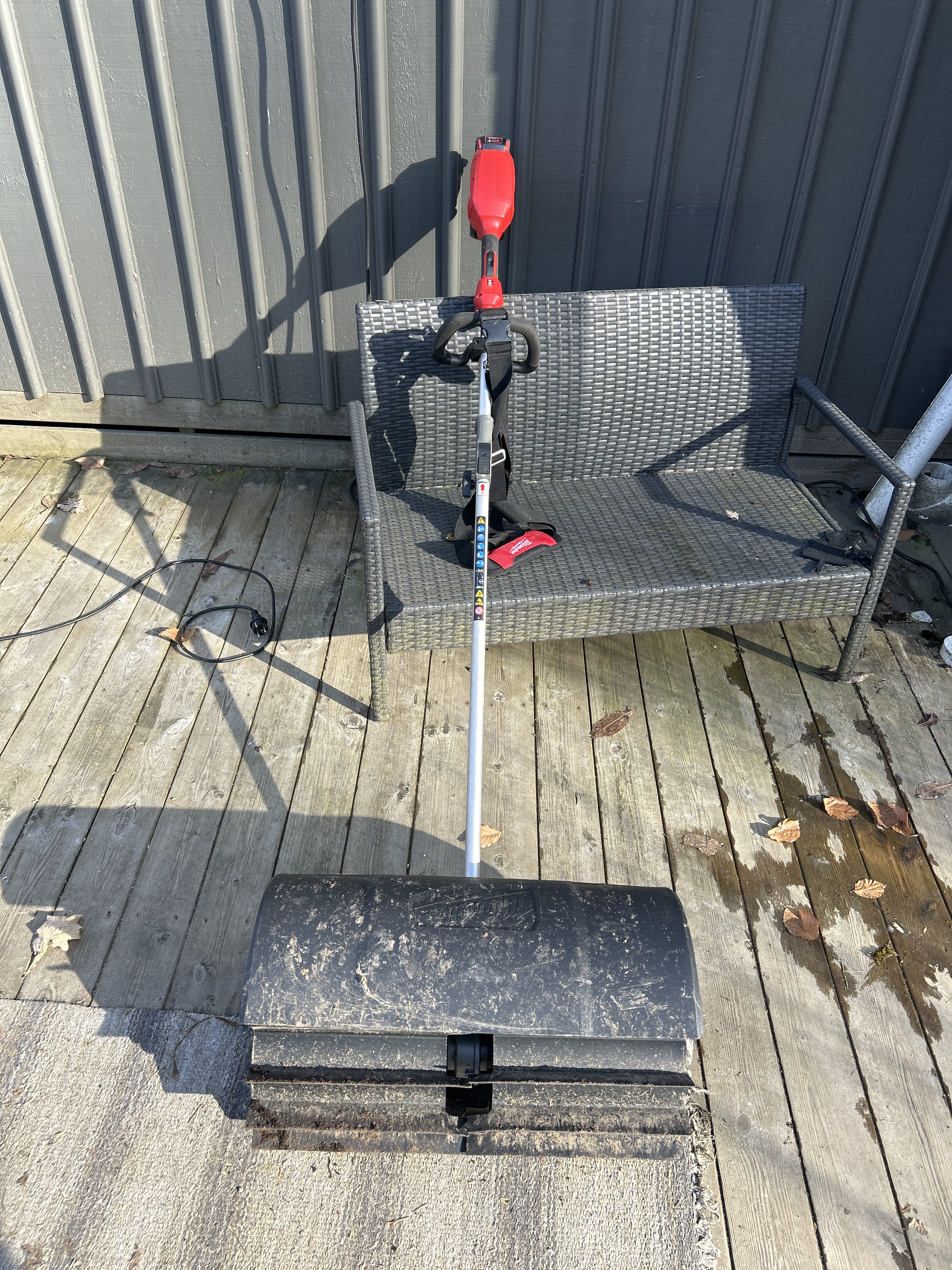 Milwaukee m18 fuel sopborste/sopvals – effektiv rengörin