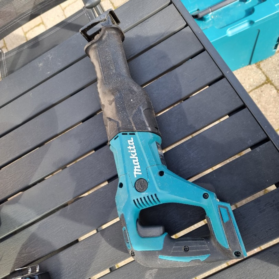 Proff makita batteridrevet bajonettsag