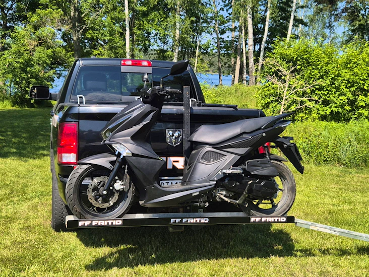 Moped scooter mc motorcykel ställ för dragkrok