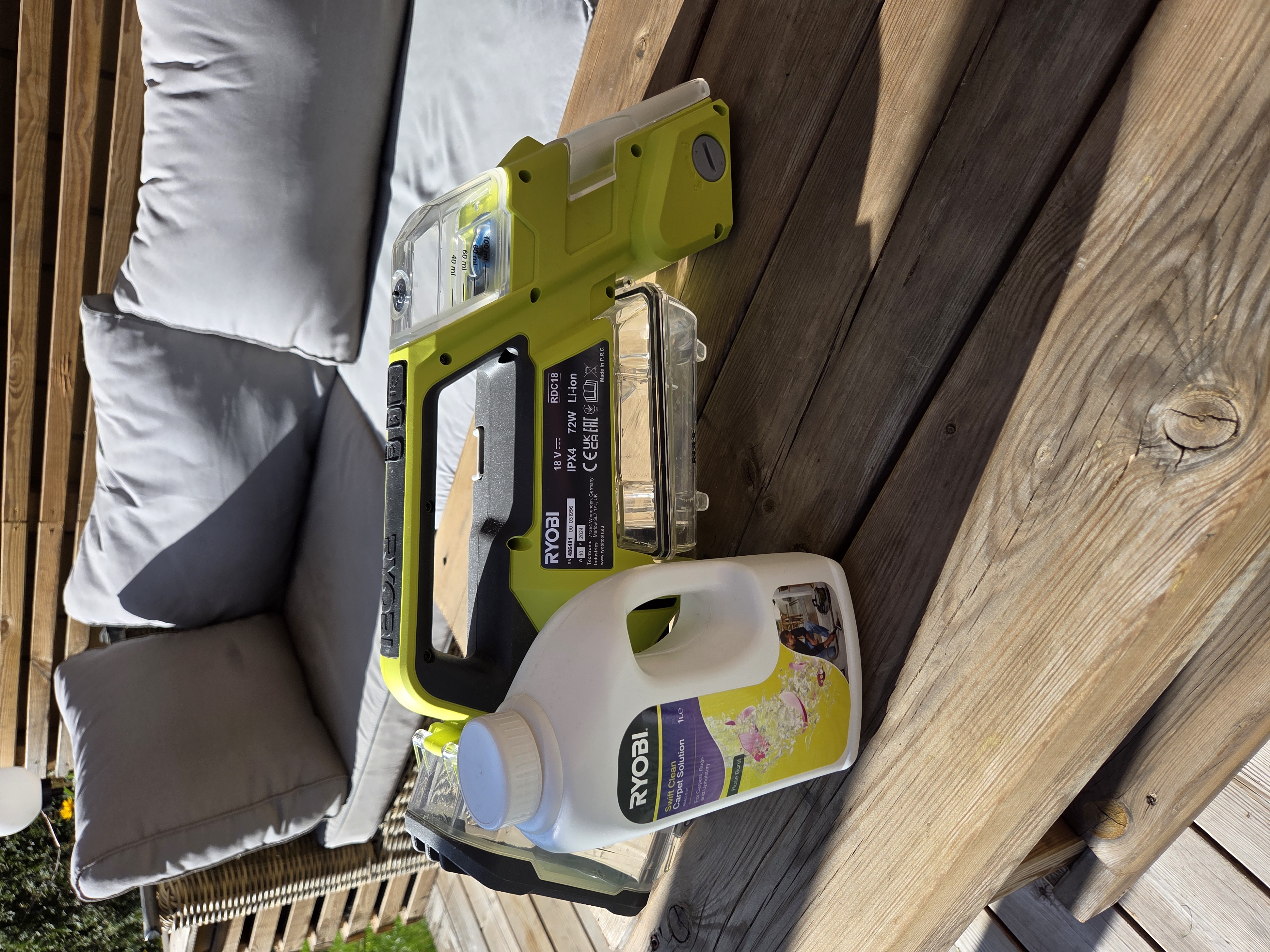 Ryobi swift clean tepperenser/flekkfjerner 18v rdc18-0 