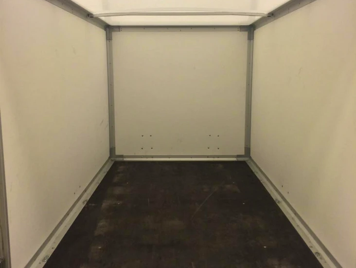 Lukket skaphenger til leie