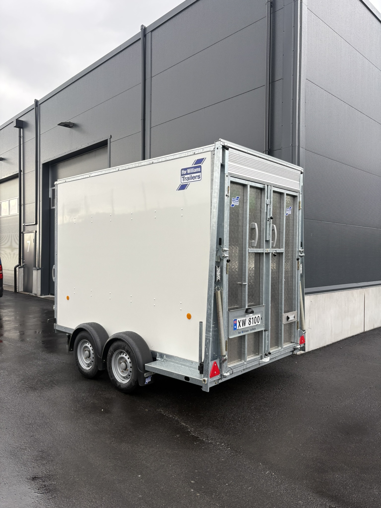 Skaphenger 2700kg – ledig nå – raglamyr utleie, nyttelast 1830 kg