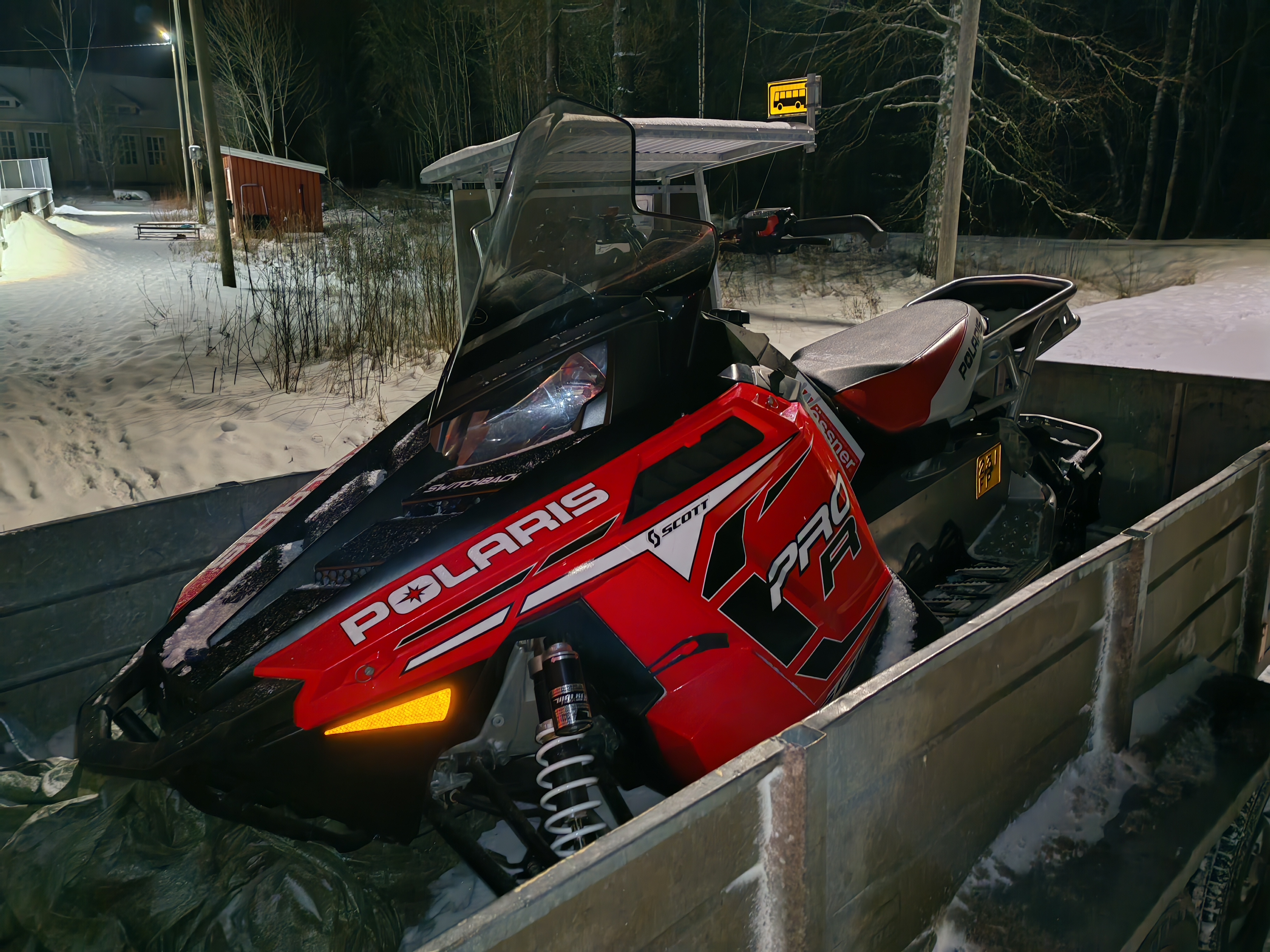 Sport kelkka polaris 600 pro r switchback
