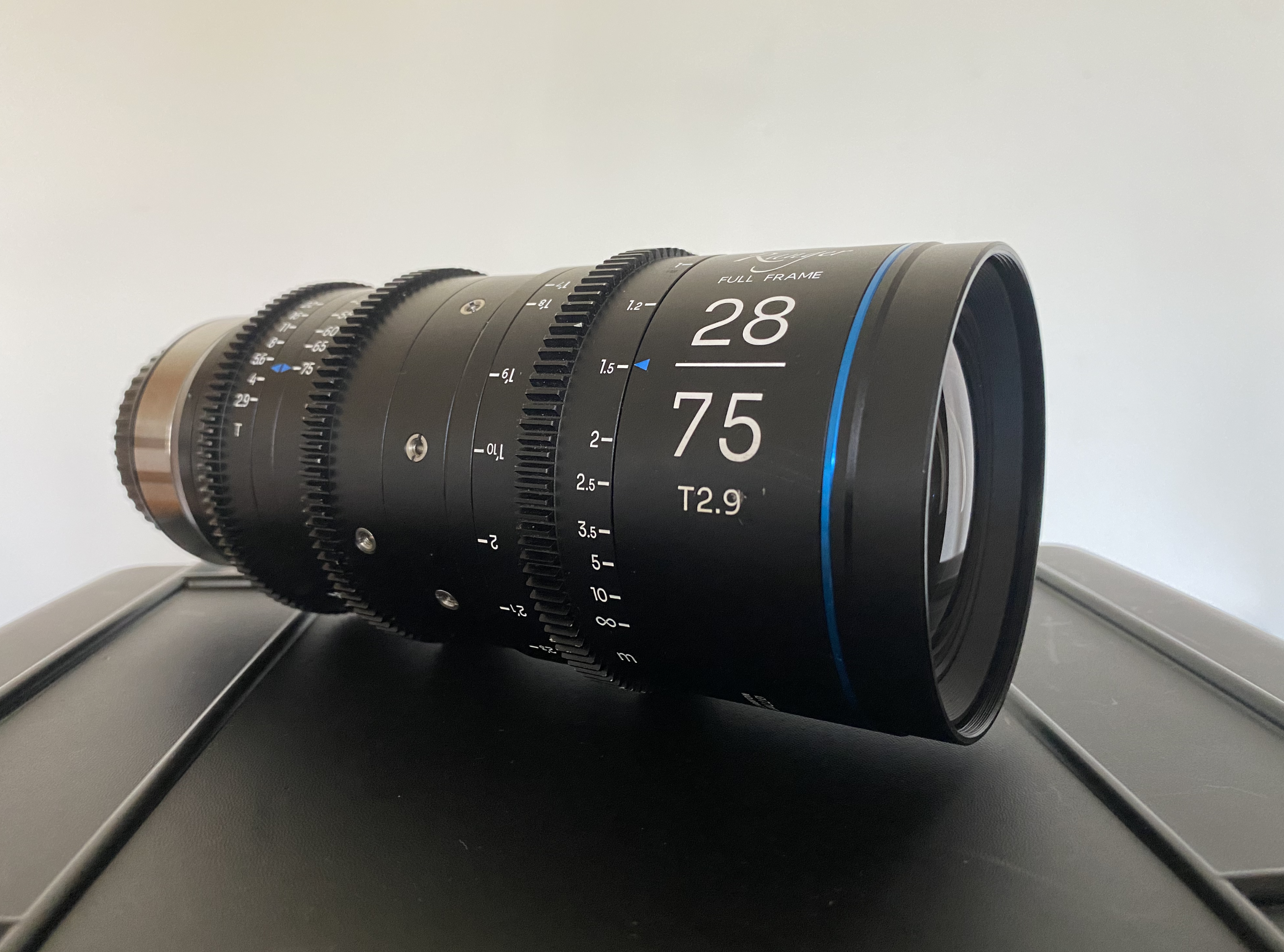 Laowa ranger 28-75mm t2.9 ff cine zoom lens - ef/pl