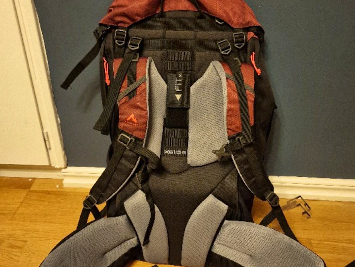 Ryggsäck 60+10 liter mckinley