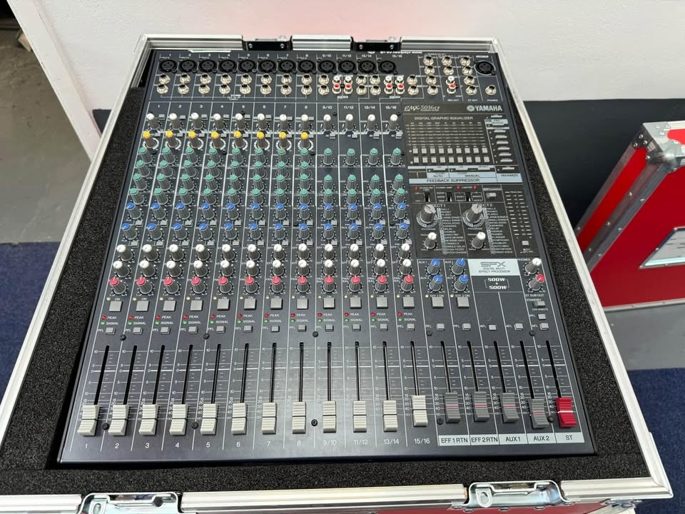 Powered / active mixer yamaha emx5016cf 1000w