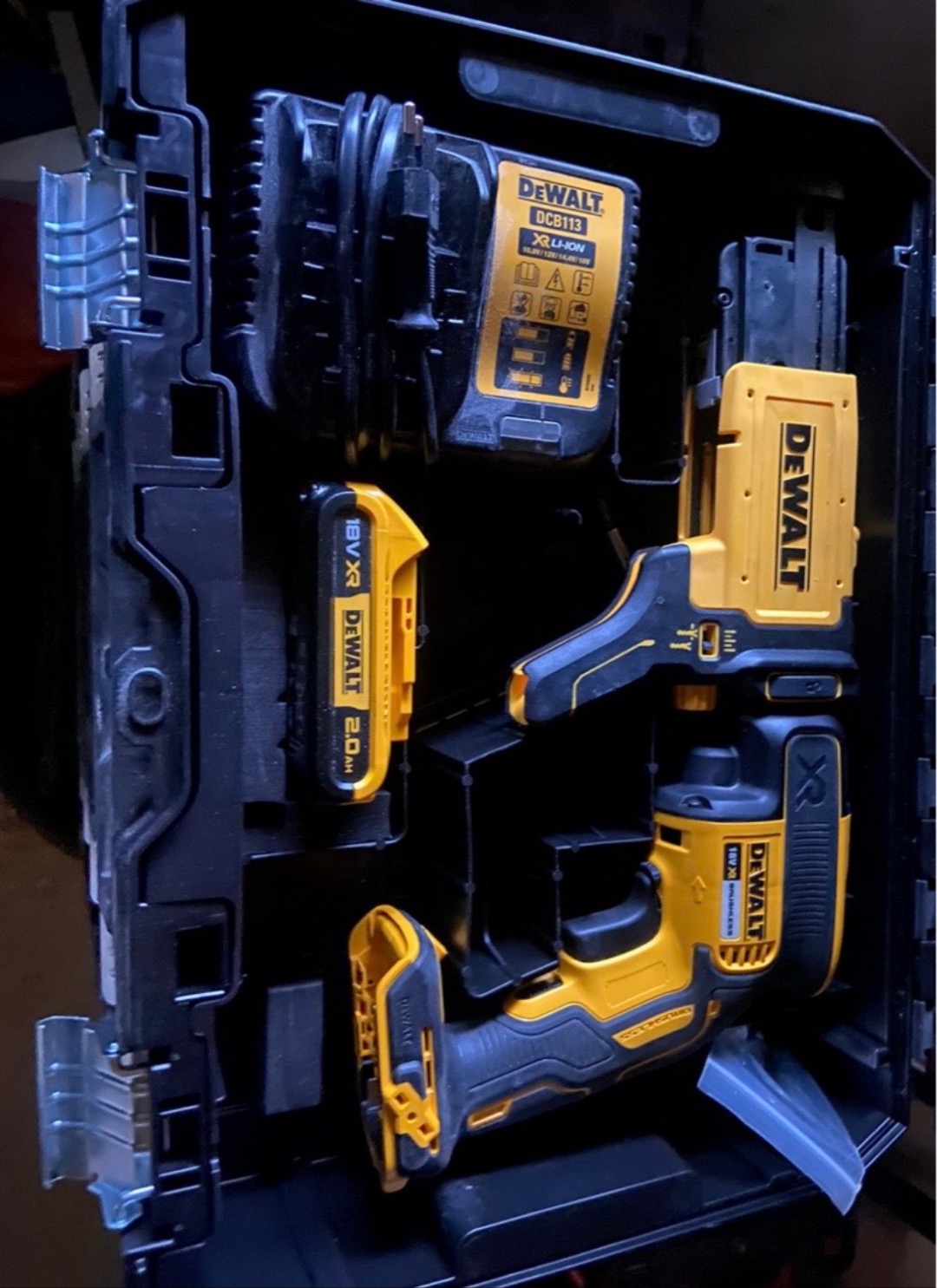 Dewalt skruautomat 