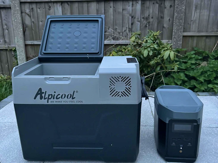 Camping fridge + ecoflow power station set | festivals, beach, bbq & road trips