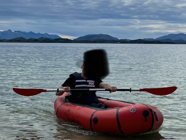 Pacraft/gummibåt med åre