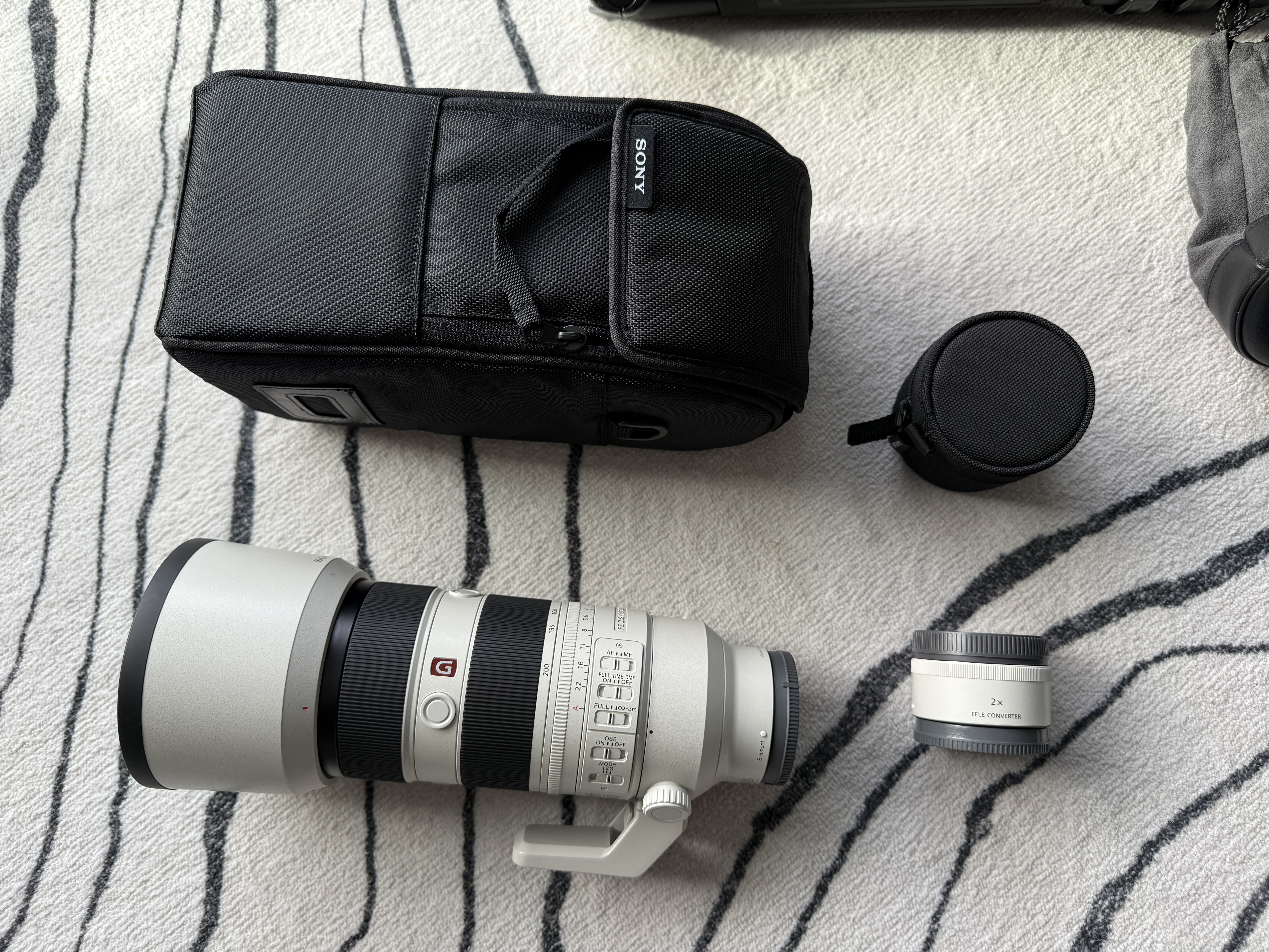 Sony 70-200mm gm ii f2.8 with 2x teleconverter =   "140-400mm f5.6"