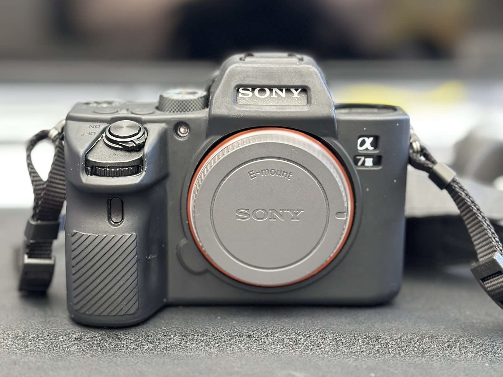 Sony alpha a7iii mirrorless full frame camera kit