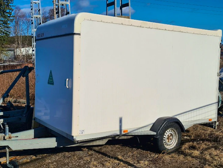 Sävsjö släpvagn flyttskåp