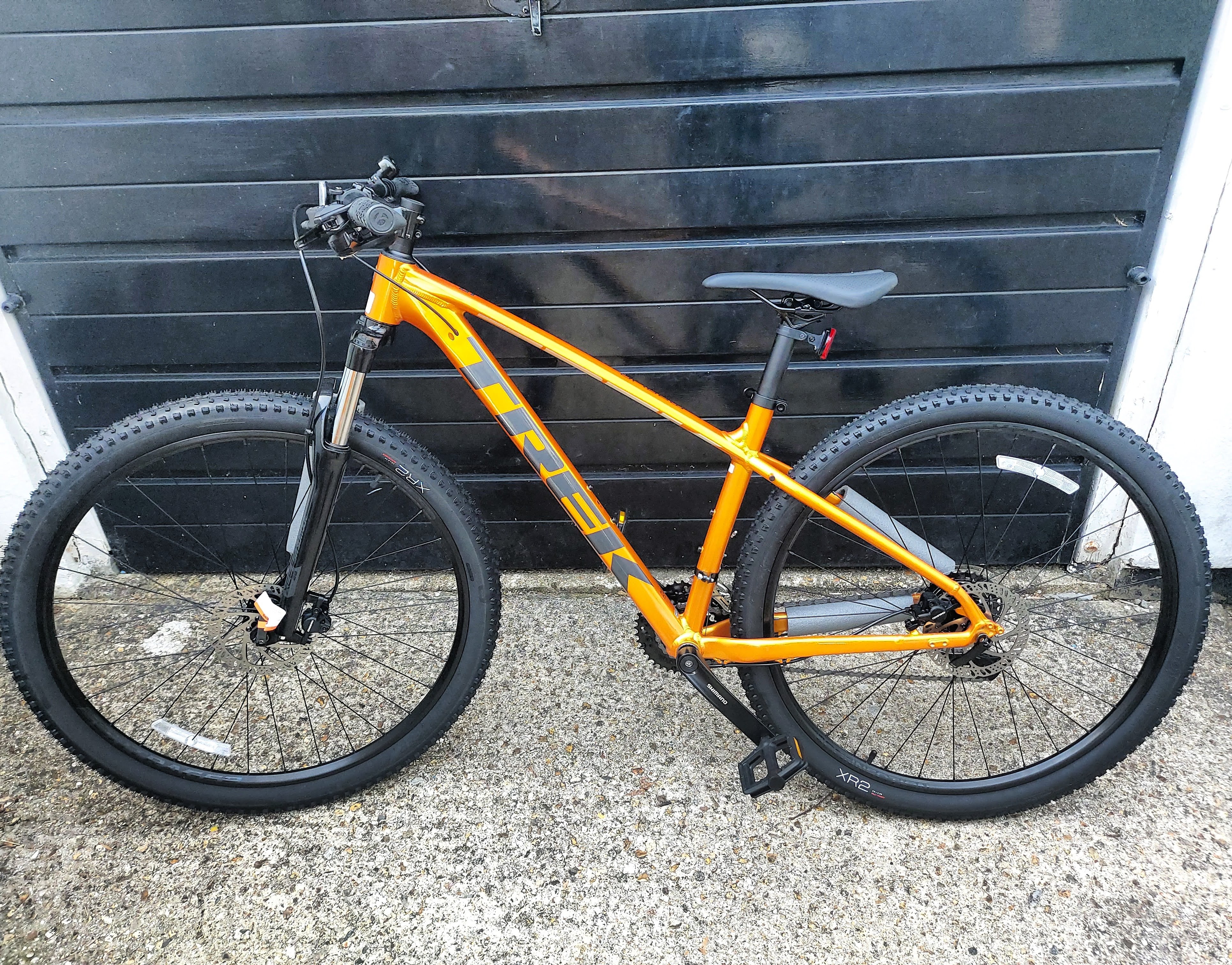 Trek marlin 5 orange mountain bike medium frame