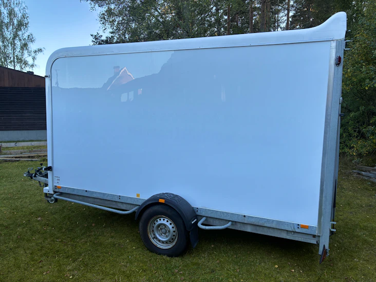 Flyttsläp 11m3 stora modellen