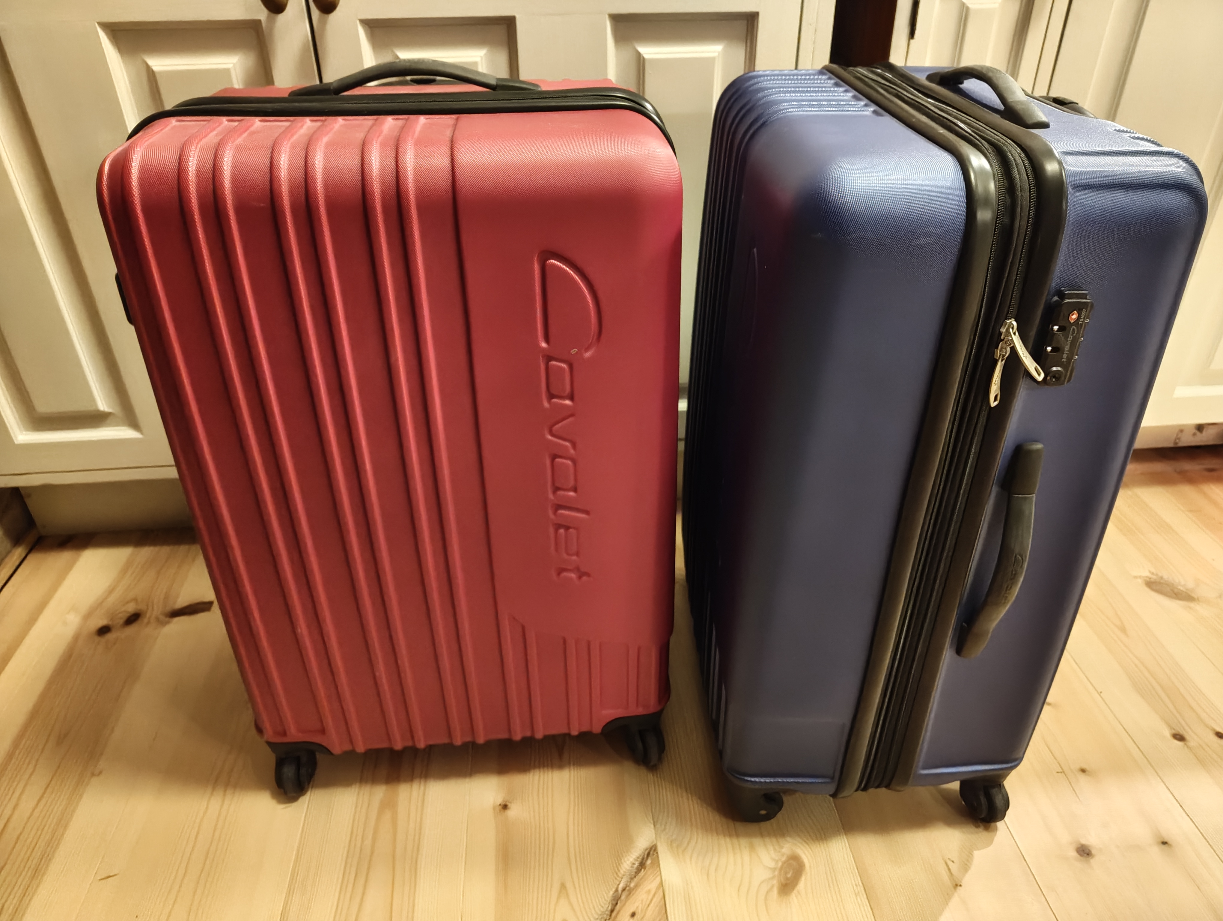 Cavalet resväska med hjul 68-75 liter