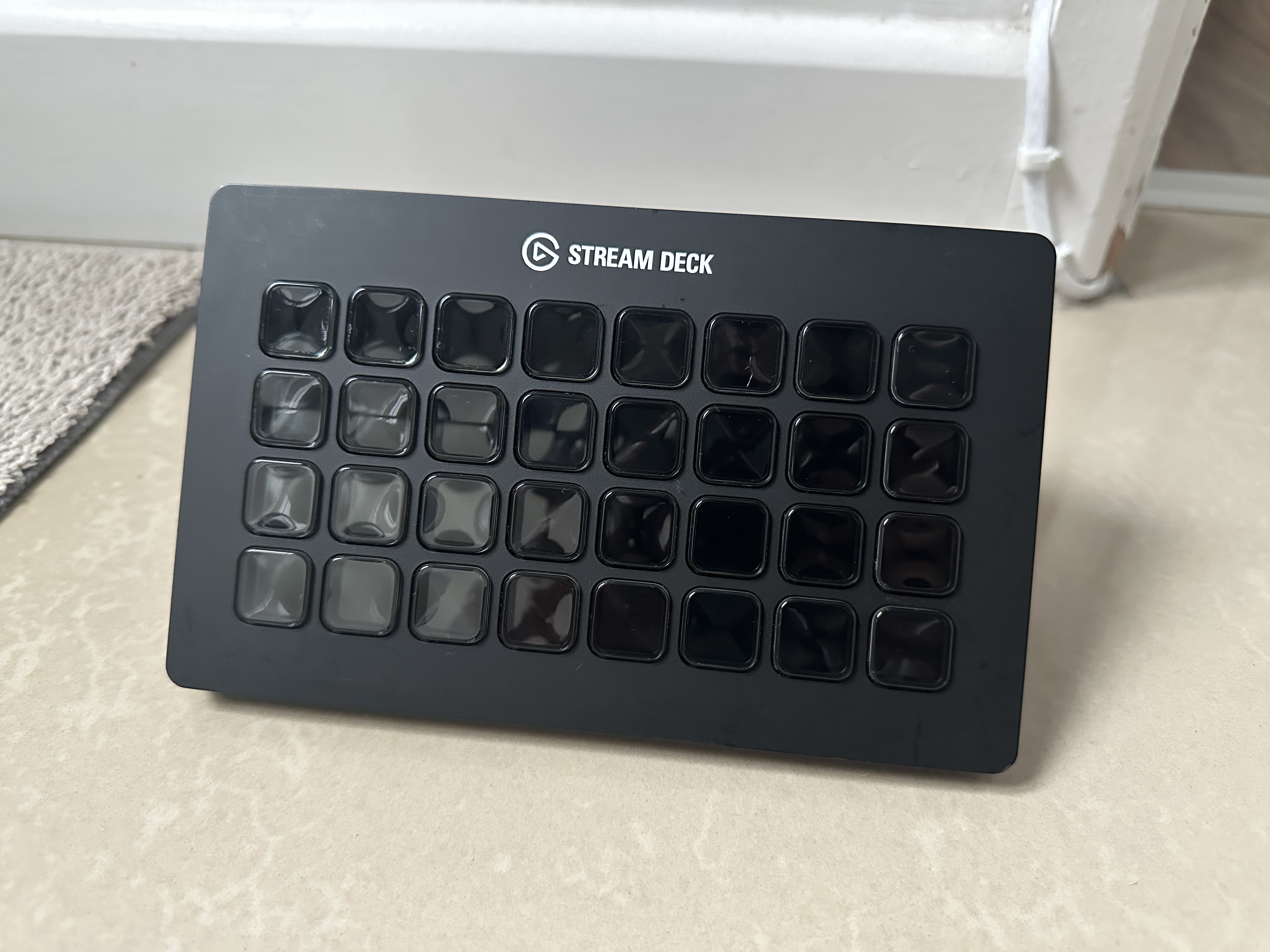 Elgato stream deck xl 32-key control pad