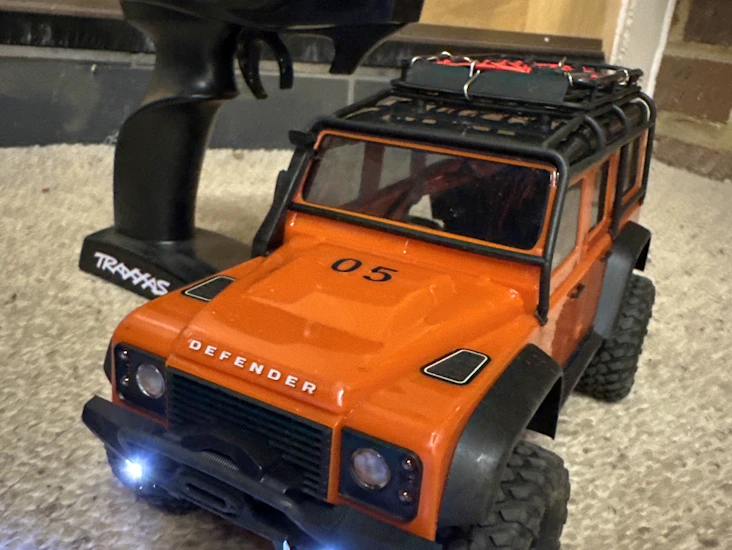 Traxxas 1:18 scale rc crawler 4x4 radio control land rover