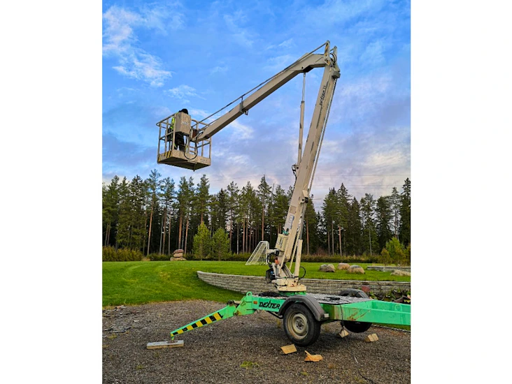 Dexter 11 -henkilönostin