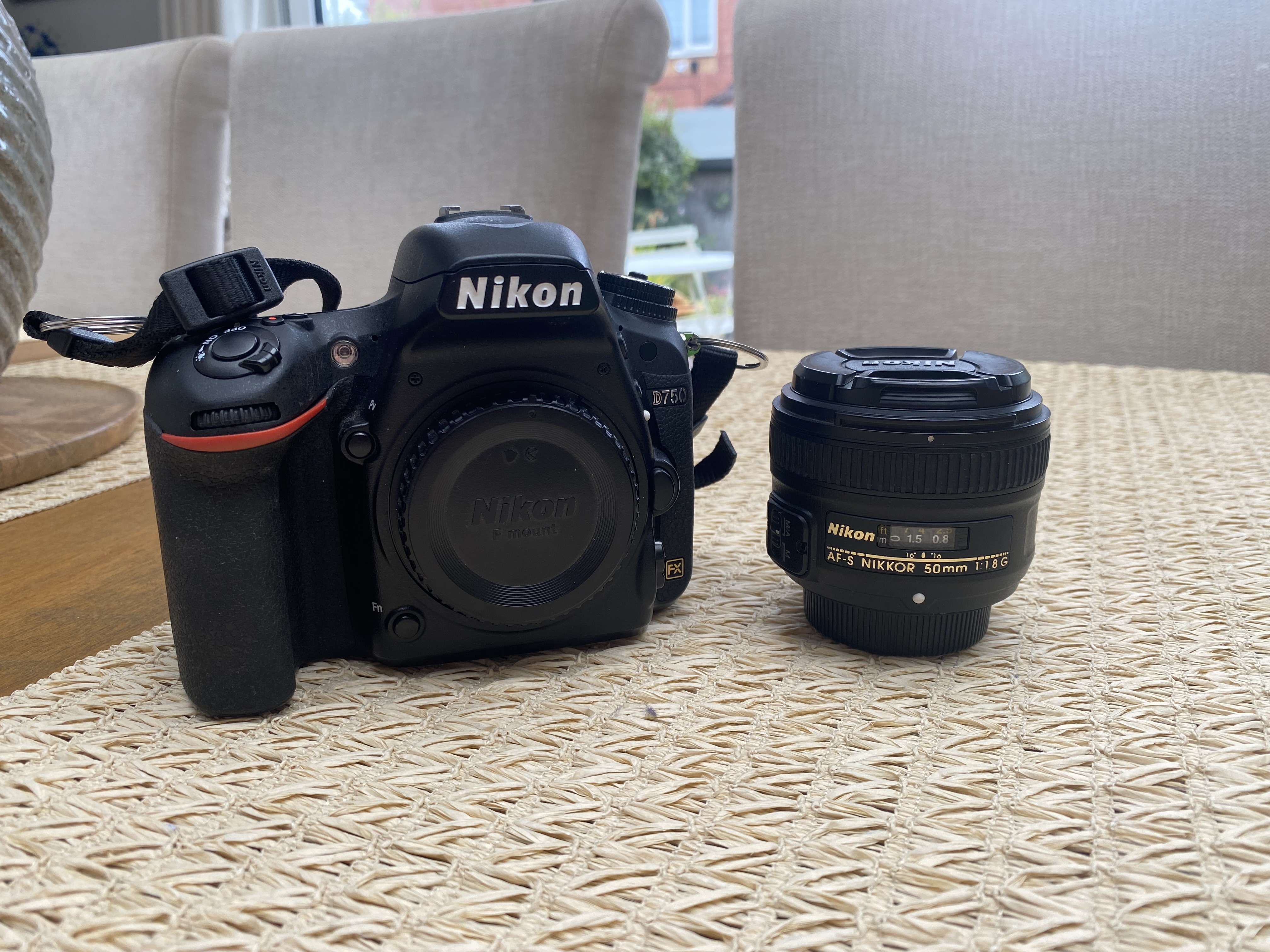 Nikon d750 with af-s nikkor 50mm f/1.8g prime lens