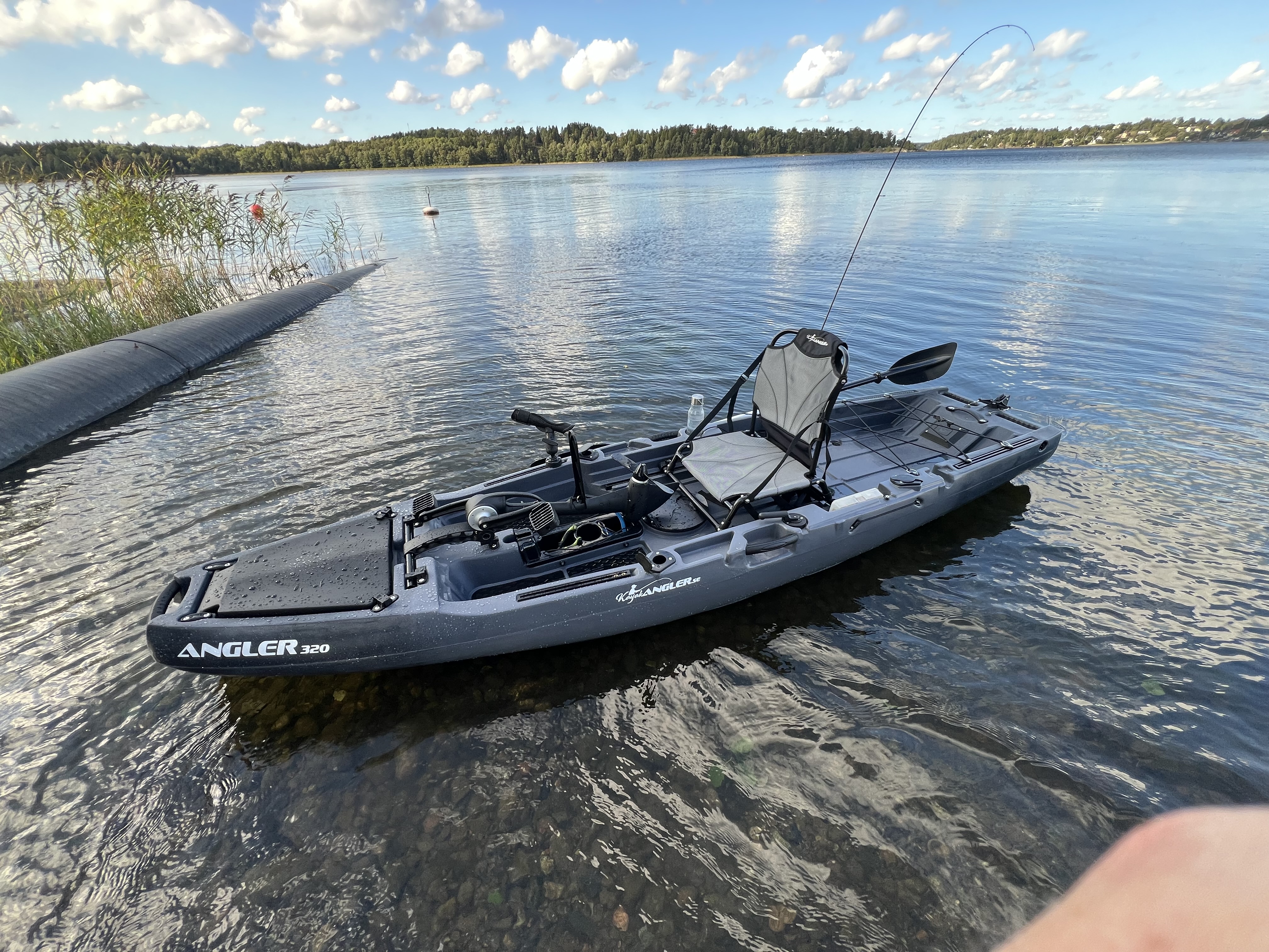 Uthyrning av fiskekajak med trampor - angler 320