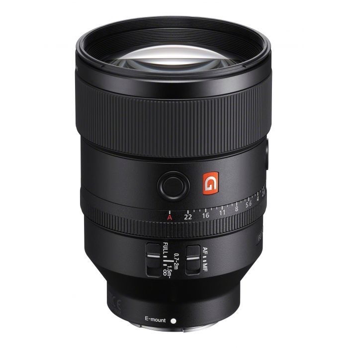 Sony fe 135mm f1.8 gm lens