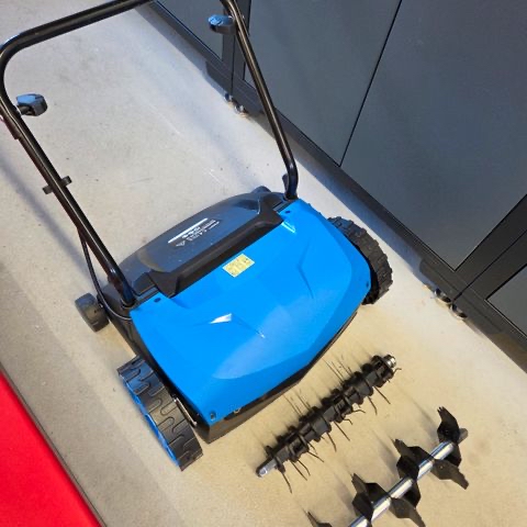 Mosefjerner/vertikalskjærer til leie