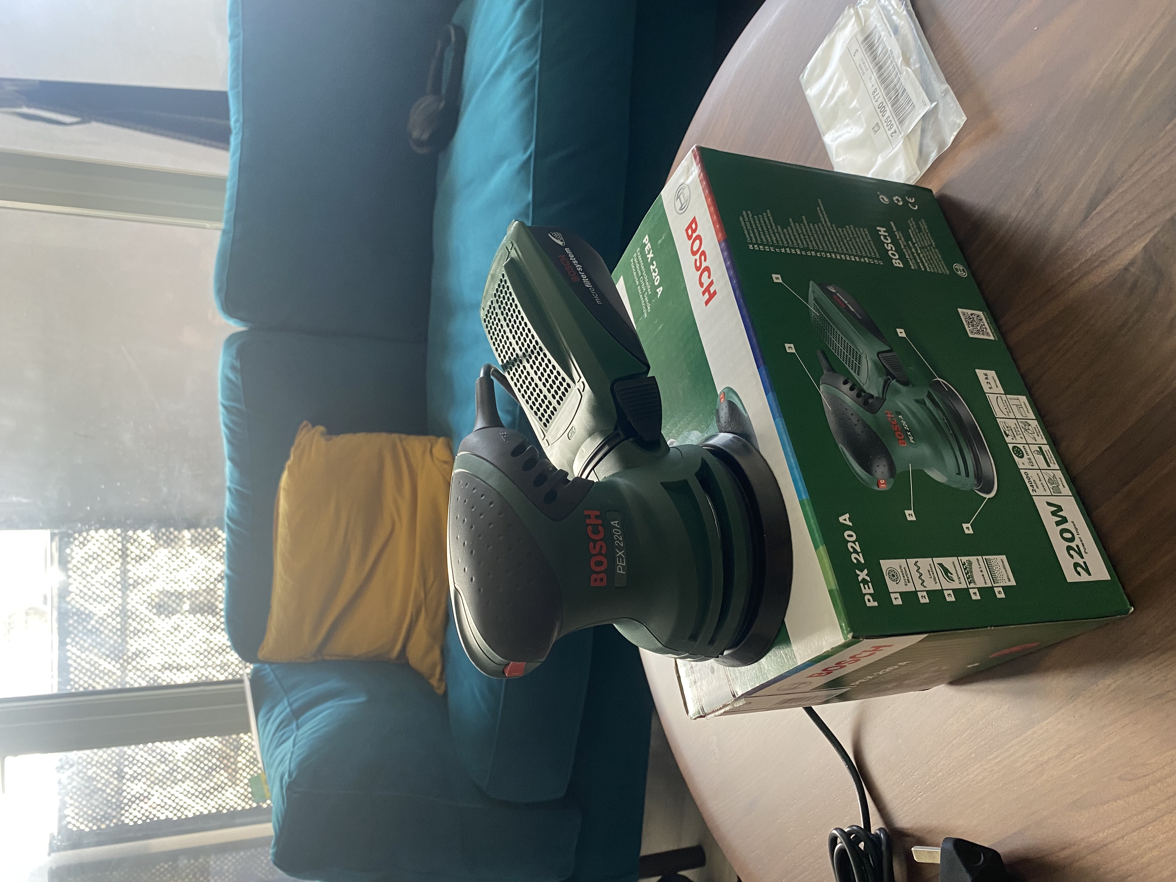 Bosch random orbit sander