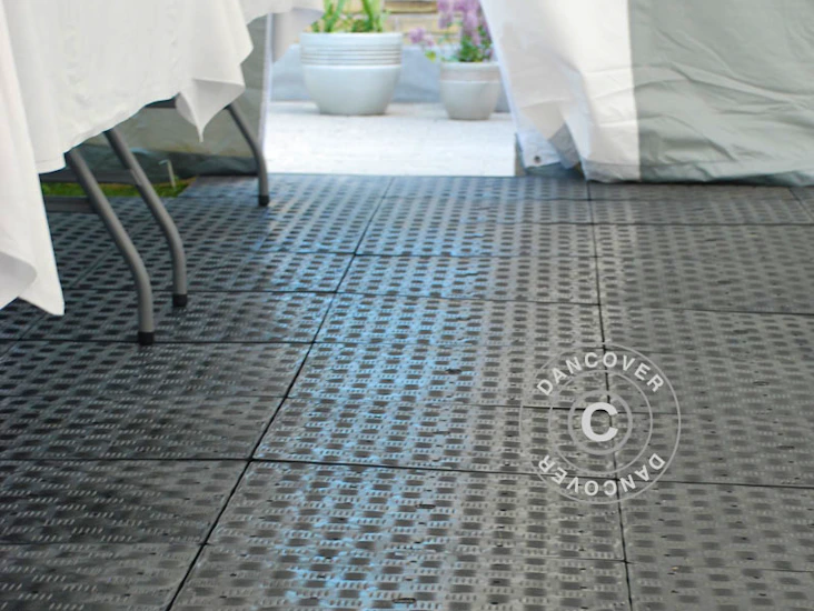 Gulv til partytelt leises ut + masse annet