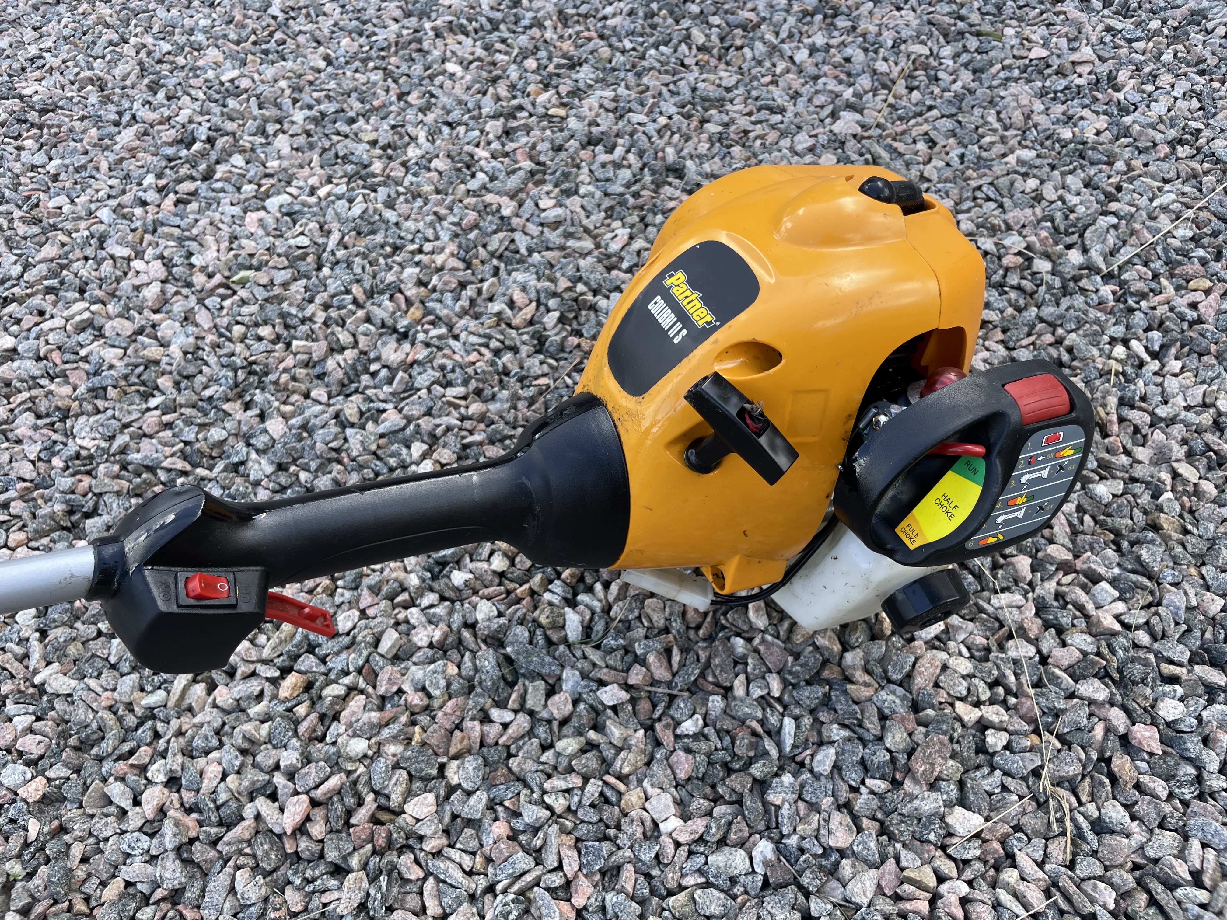 Partner bensintrimmer
