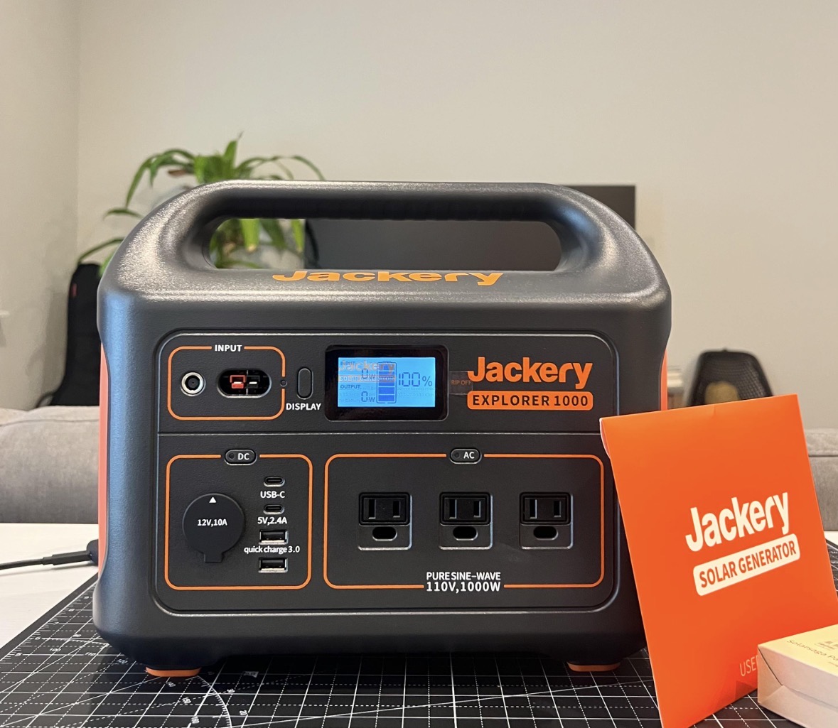 Jackery explorer 1000 v2 portable power station