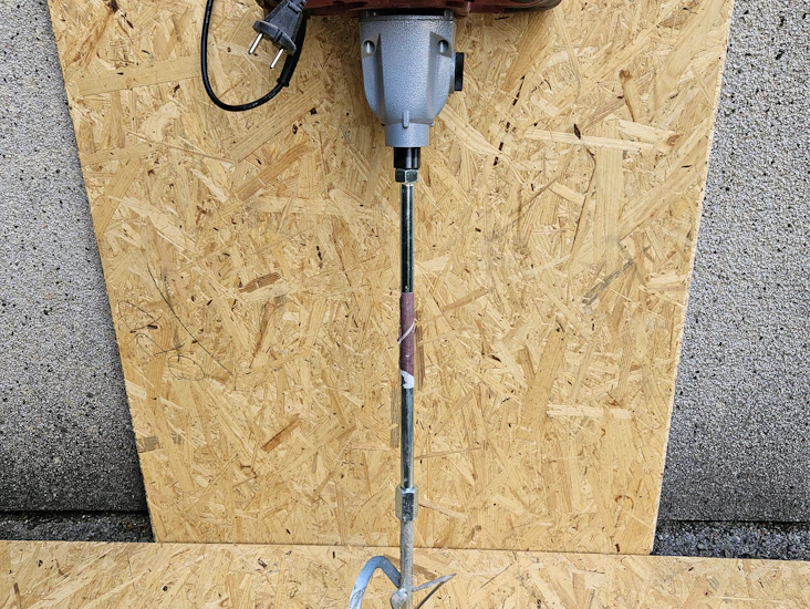 Maling og betongblander / visp 1220w