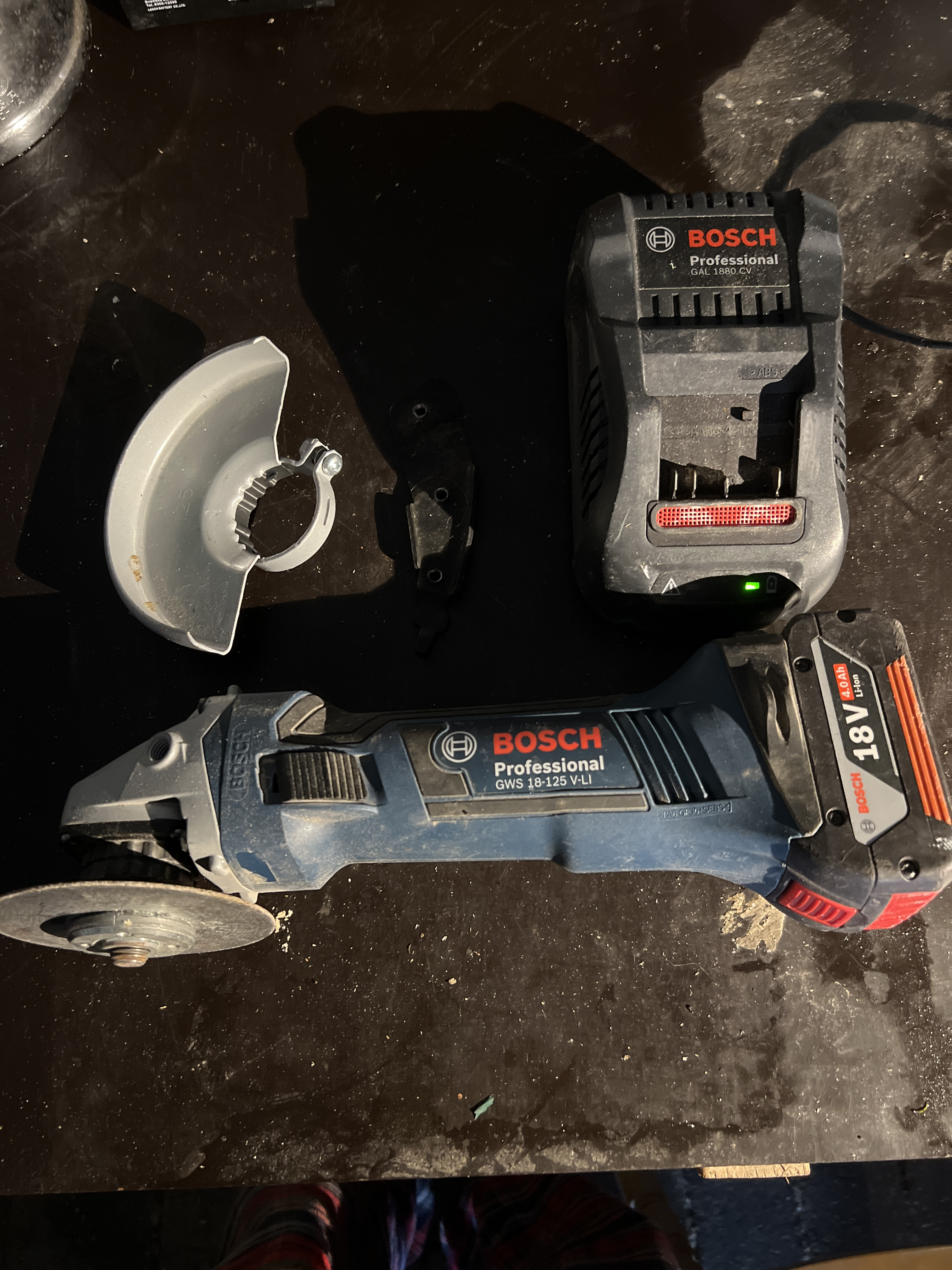 Bosch batteridriven vinkelslip
