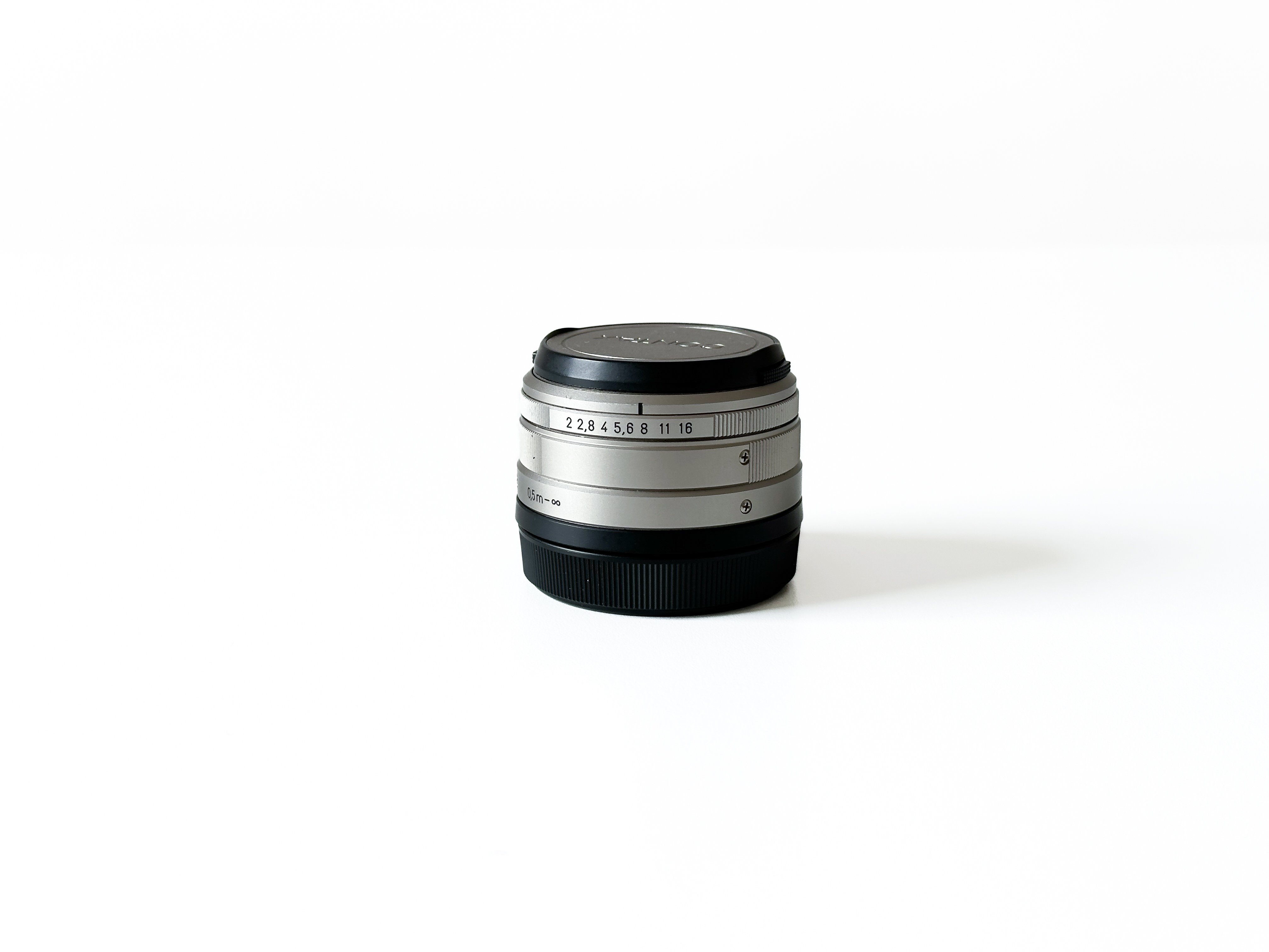 Contax g 35mm f/2 lens (contax g2)