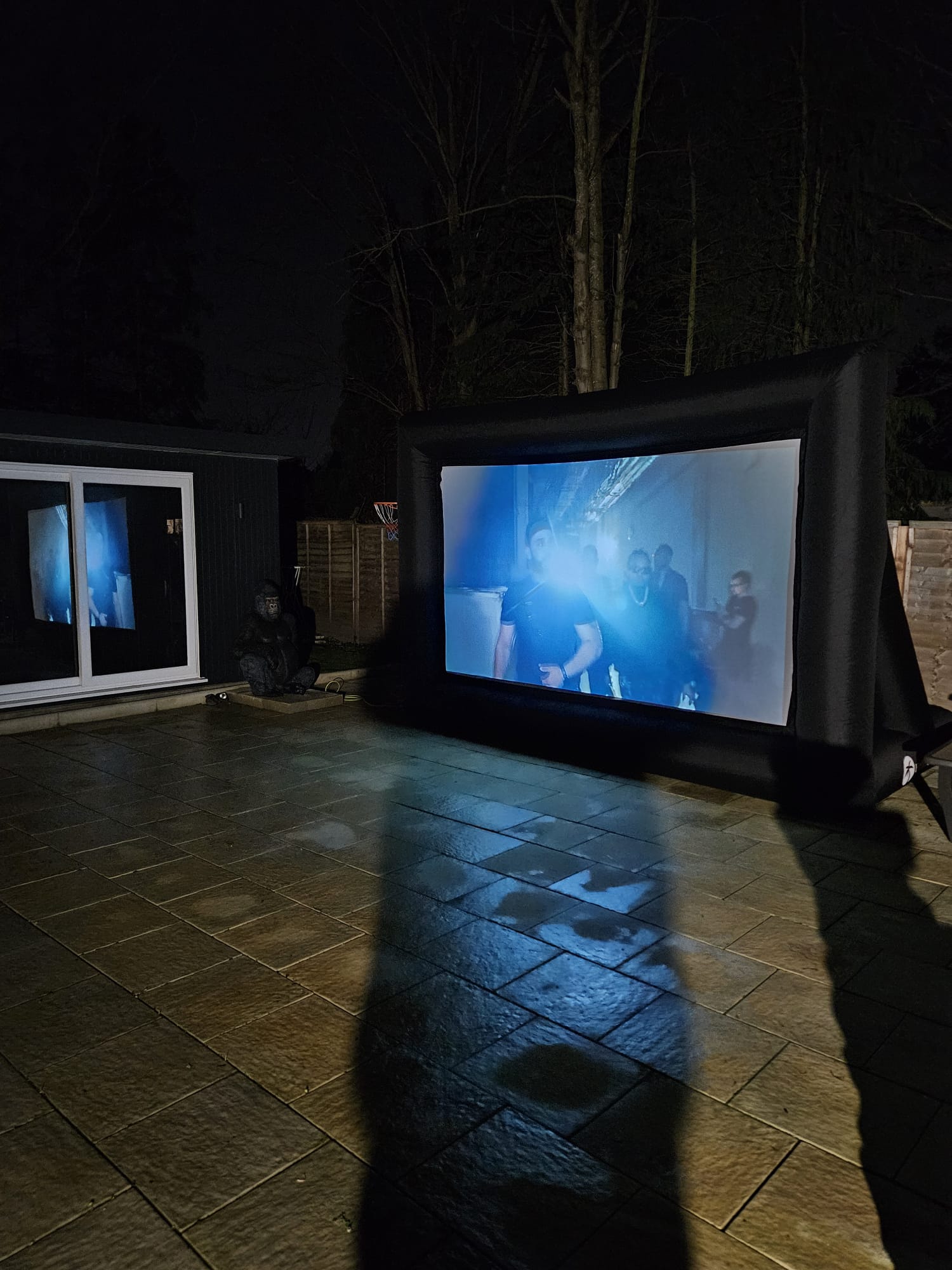 Turn your garden into an outdoor cinema – giant inflatable screen hire