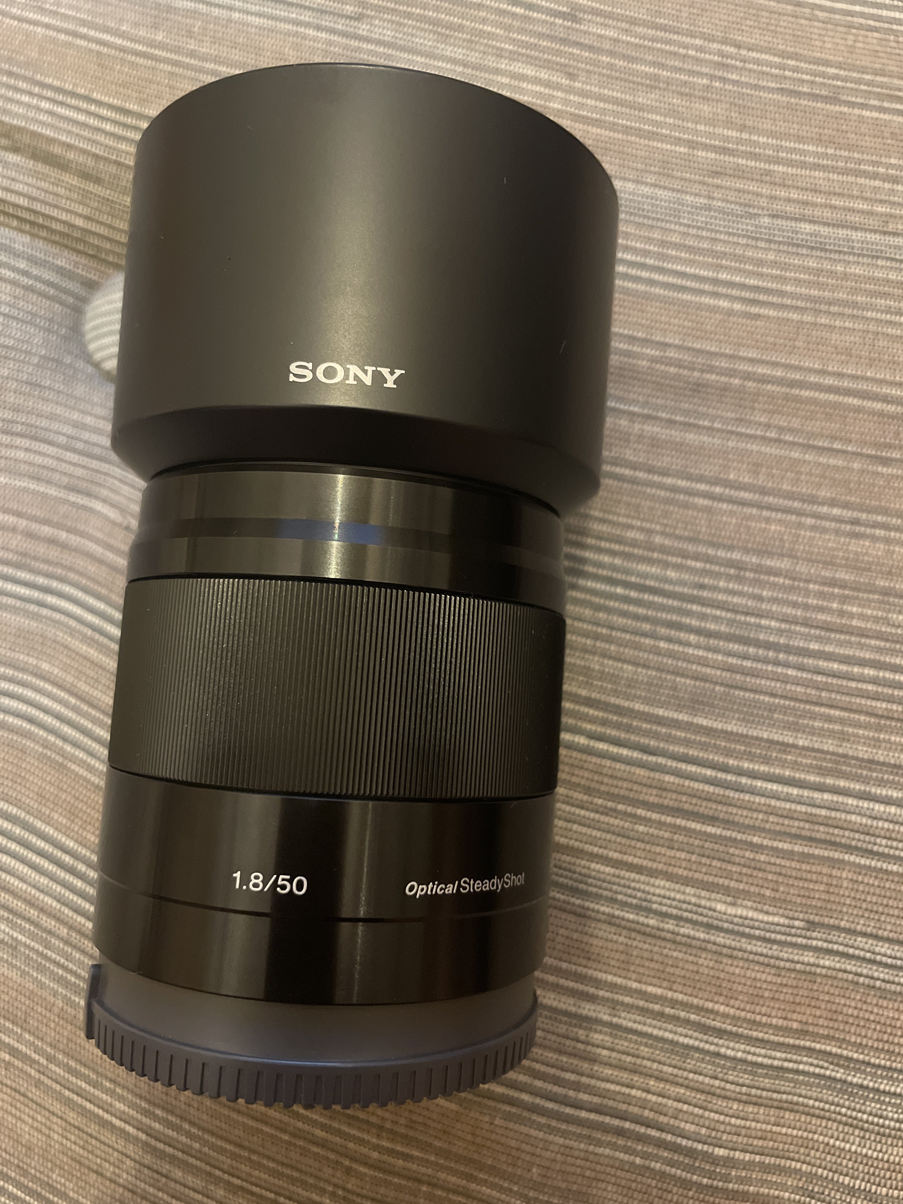 Sony 50mm f/1.8 lens for e-mount