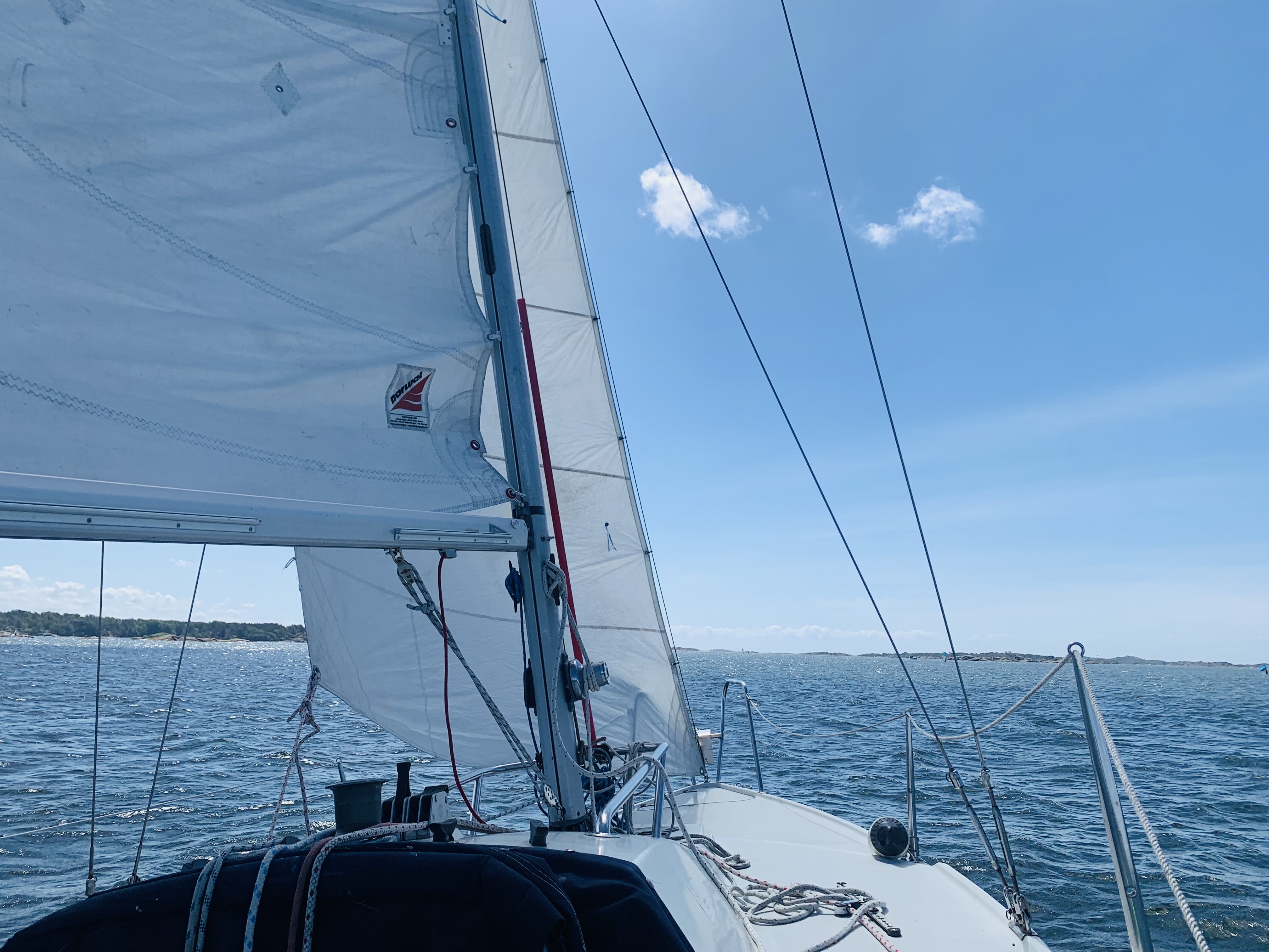 Maxi 77 för dagssegling och övernattning under hosten