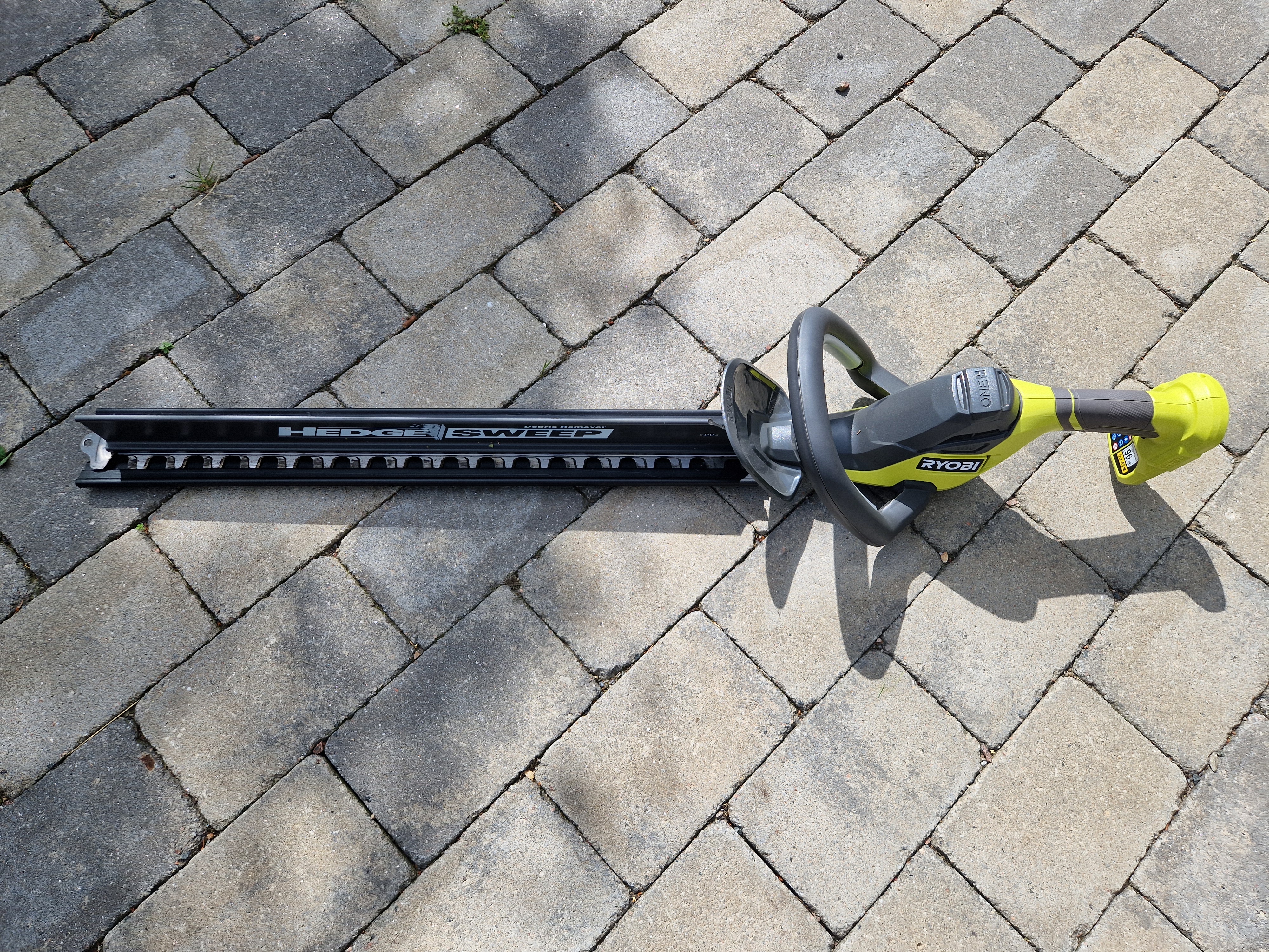 Ryobi häcksax 55cm